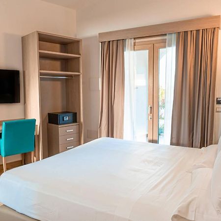 Aqua Sardinia Boutique Hotel Budoni Εξωτερικό φωτογραφία